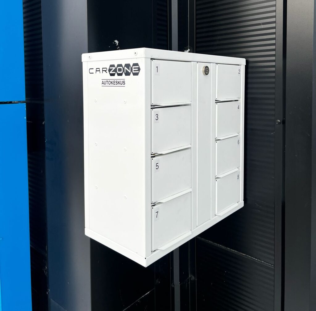 Carzone autokeskuse 24/7 võtmekapp Laagris – turvaline lahendus auto võtmete üleandmiseks väljaspool tööaega.